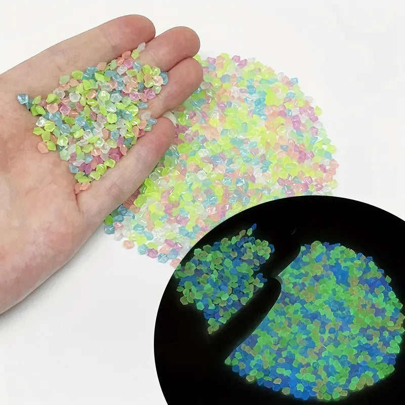 2200pcs Radiant Nighttime Aquarium Gems